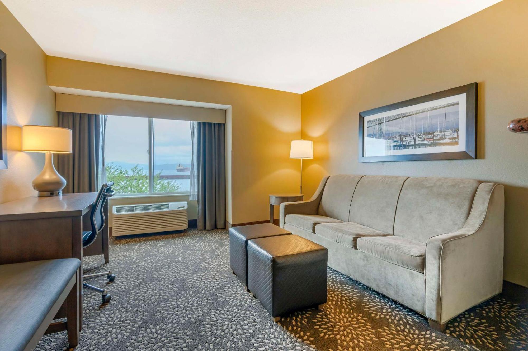 Best Western Columbia River Waterfront Hotel Astoria Buitenkant foto
